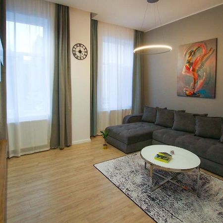 Mianelly Center Apartment Constanta Ngoại thất bức ảnh