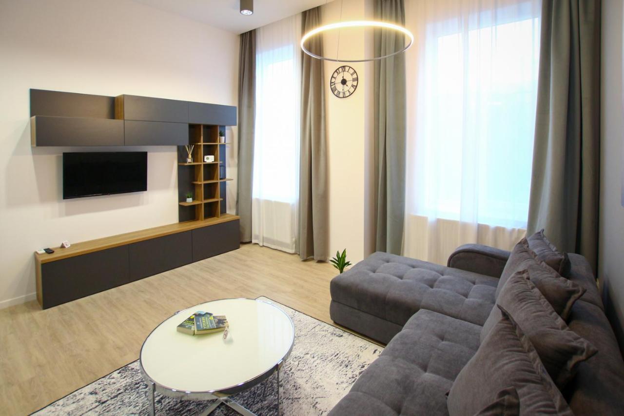 Mianelly Center Apartment Constanta Ngoại thất bức ảnh