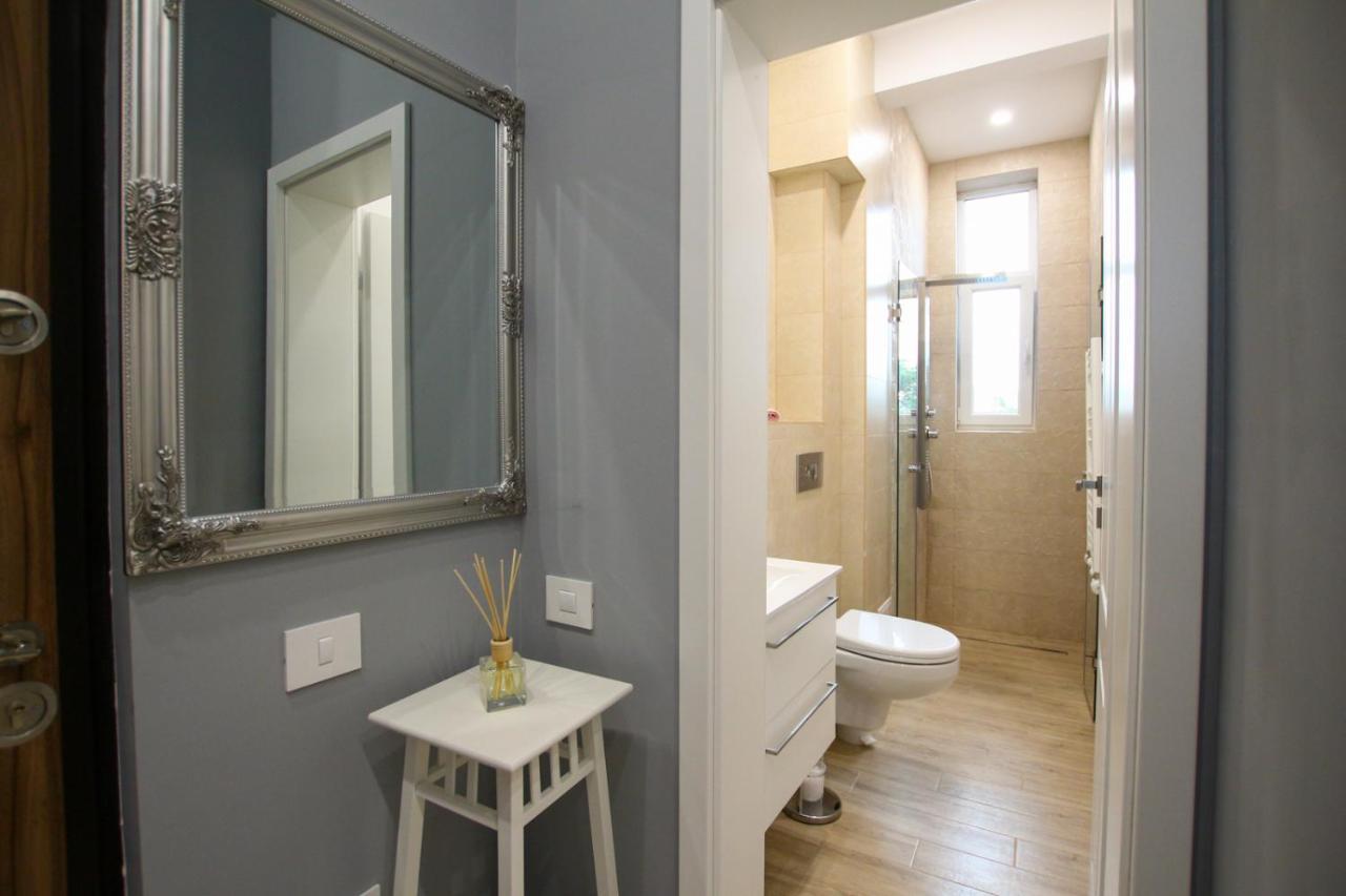 Mianelly Center Apartment Constanta Ngoại thất bức ảnh