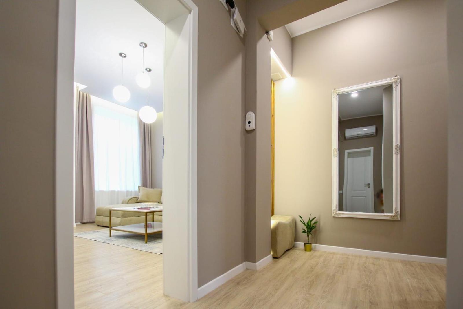 Mianelly Center Apartment Constanta Ngoại thất bức ảnh