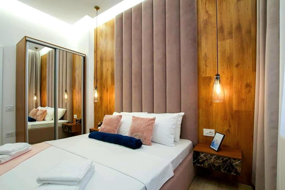Mianelly Center Apartment Constanta Ngoại thất bức ảnh