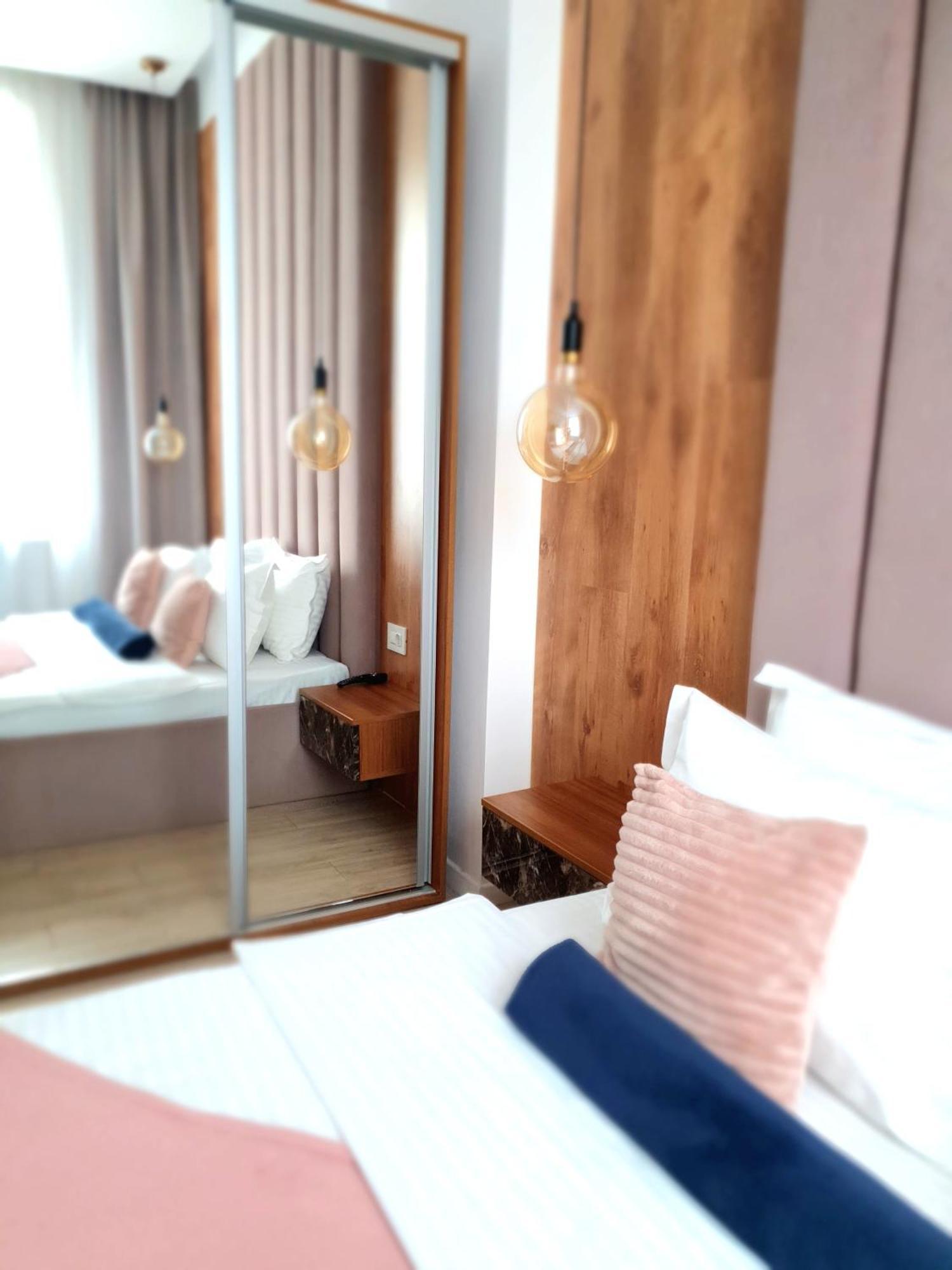 Mianelly Center Apartment Constanta Ngoại thất bức ảnh